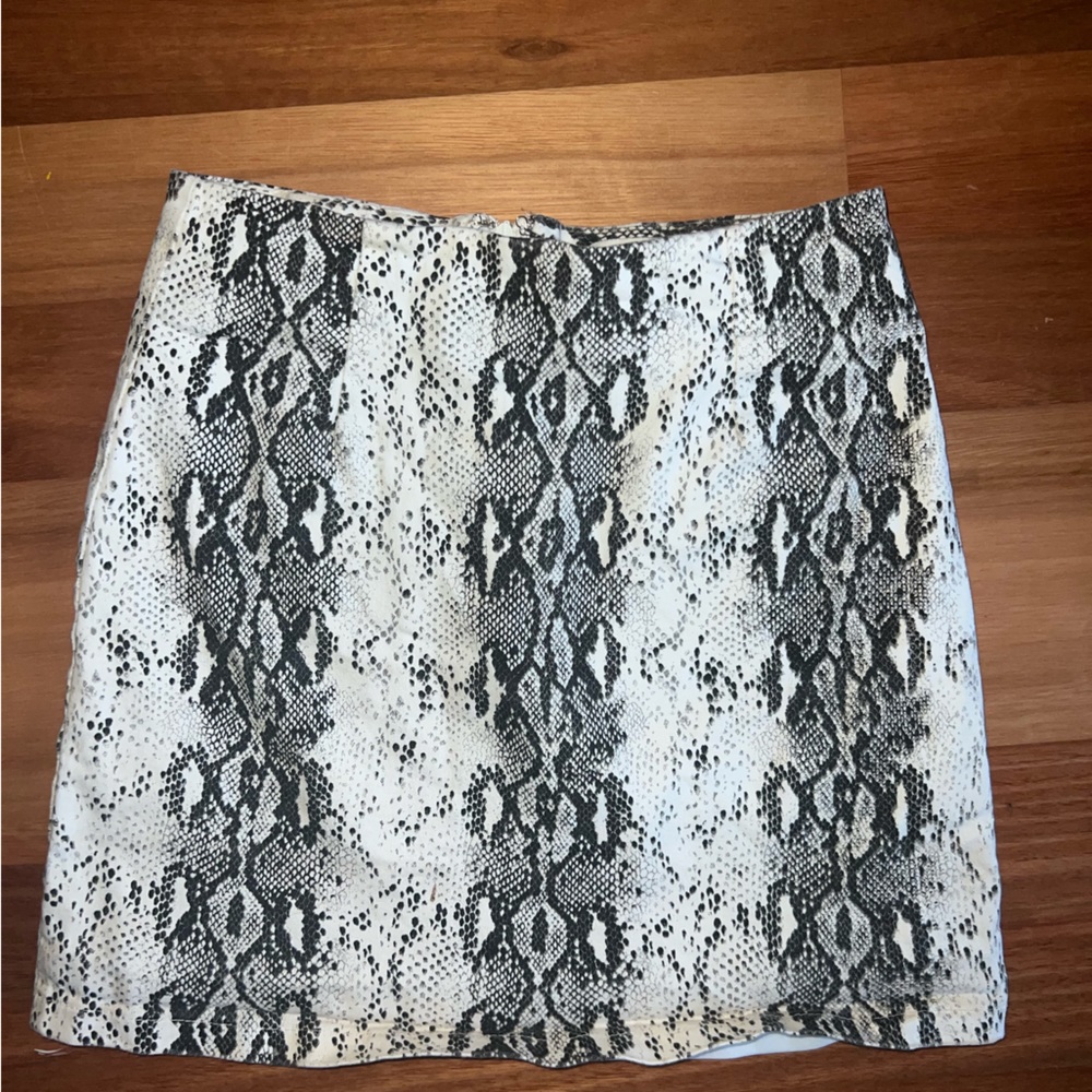 Snake print skirt